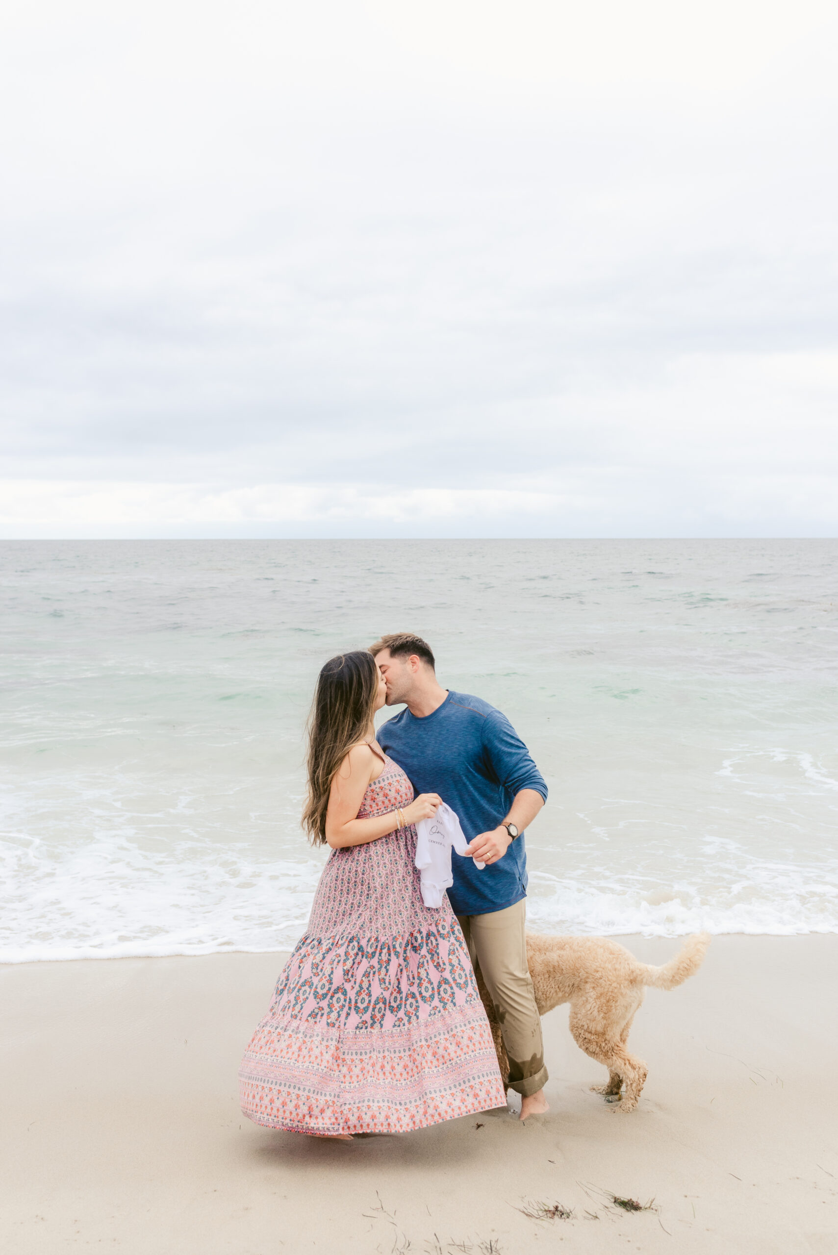 windandsea pregnancy announcement photo by la jolla san diego california photographer elizabeth kane photography light and airy maternity photos