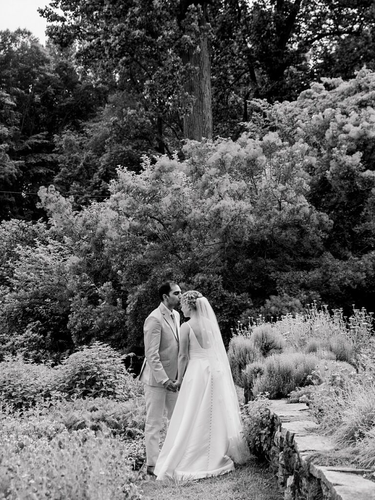 Summer Wedding Photography Philadelphia; Philadelphia and New Jersey based wedding photographer; Elizabeth Kane Photography